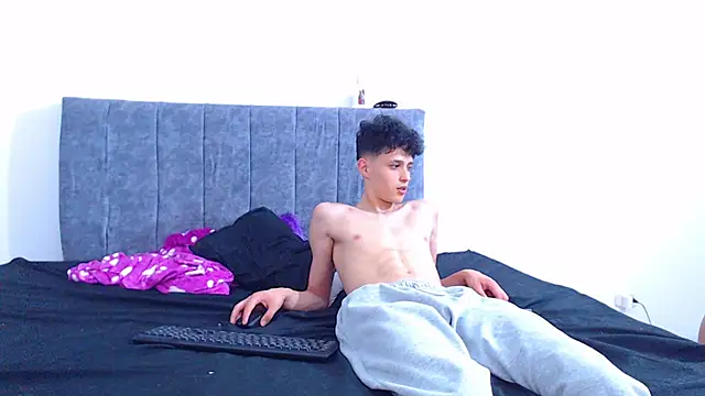 hottie couplee online show from 03/09/26, 11:09