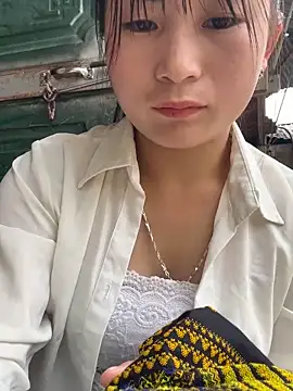 Maiphu34 online show from 04/21/26, 03:13