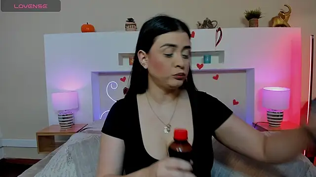 Snapshot of AnikaRomanoff_ chatting on 03/04/26, 11:16 AnikaRomanoff online show from 03/04/26, 11:16