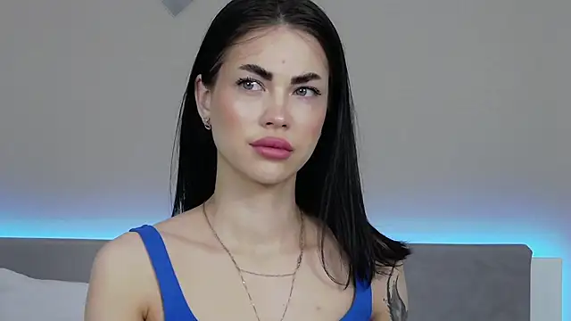 RachaelMils online show from 12/04/25, 04:00