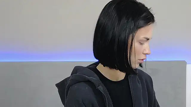 RachaelMils online show from 04/29/26, 03:43