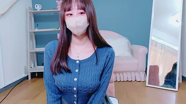 Snapshot of Miho_H_ch chatting on 01/16/26, 04:49 Miho H ch online show from 01/16/26, 04:49