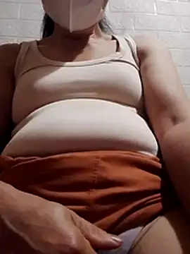 Lili-123k online show from 04/05/26, 05:32