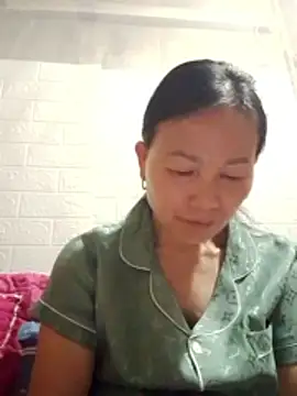 Lili-123k online show from 04/19/26, 08:02