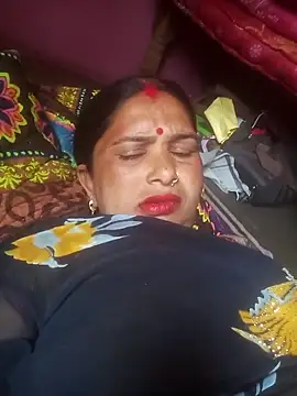 Your-shreya143 online show from 03/24/26, 07:46