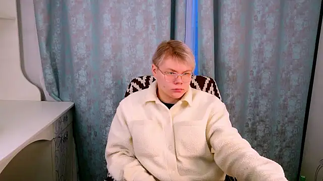 Snapshot of Brian_Mils chatting on 01/18/26, 12:09 Brian Mils online show from 01/18/26, 12:09