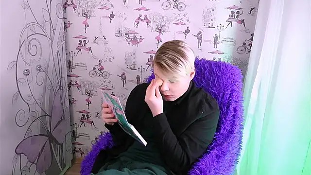 Snapshot of Brian_Mils chatting on 02/11/26, 11:37 Brian Mils online show from 02/11/26, 11:37