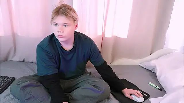 Snapshot of Brian_Mils chatting on 02/19/26, 11:17 Brian Mils online show from 02/19/26, 11:17