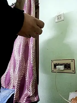 samsexjuice online show from 12/18/25, 06:58