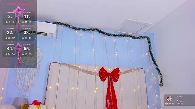 Sweet Vanessaa18 online show from 12/05/25, 07:54