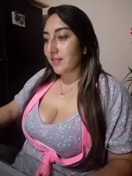 Valeria montana  online show from 02/02/26, 11:47