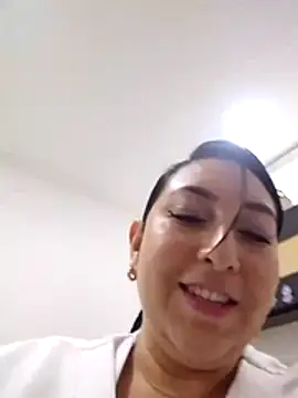 Valeria montana  online show from 02/25/26, 12:48