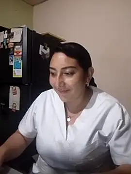 Valeria montana  online show from 03/18/26, 01:09