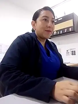 Valeria montana  online show from 05/22/26, 11:38