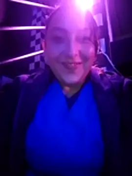Valeria montana  online show from 07/18/26, 01:21