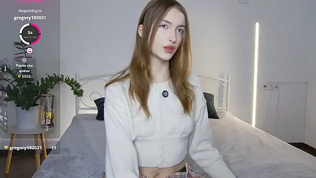 LunaKirby online show from 02/03/26, 03:06