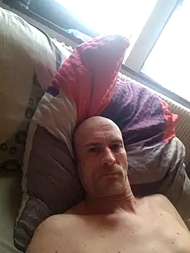 MR P Solo Bassbitch online show from 04/14/26, 02:45