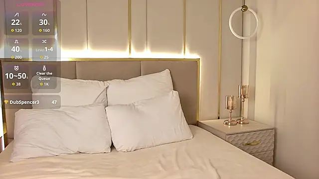 LisaDeviss online show from 12/20/25, 06:53