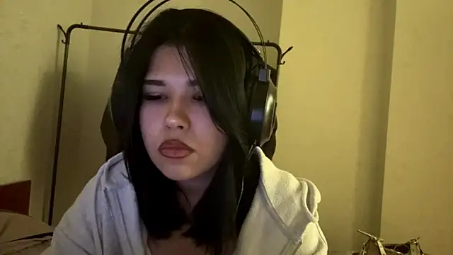 Lolamein online show from 12/03/25, 03:32