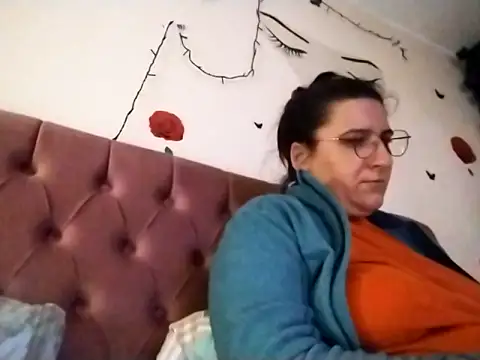 Dana92va online show from 02/15/26, 06:15