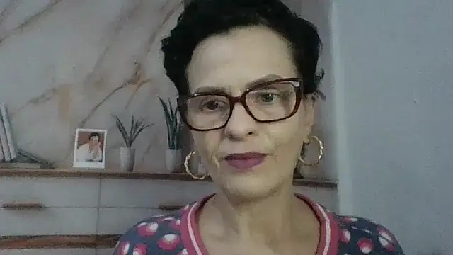 Luna-Hot0802 online show from 04/13/26, 06:57