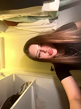 TanyaMoor online show from 12/04/25, 04:16