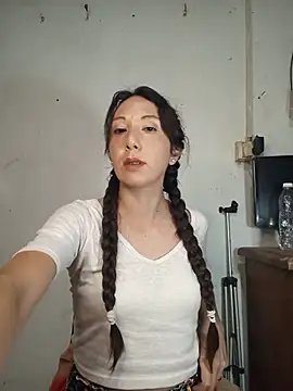 Snapshot of Cristal_azul777 chatting on 07/21/26, 01:30 Cristal azul777 online show from 07/21/26, 01:30