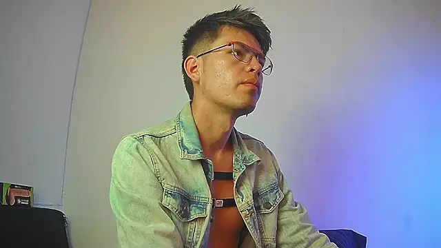 nicolatinboy online show from 02/09/26, 09:08