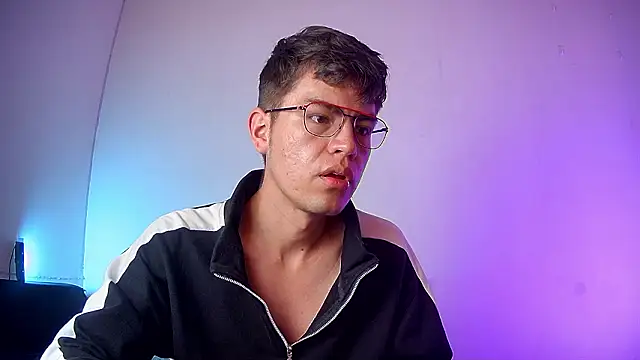 nicolatinboy online show from 02/21/26, 09:05