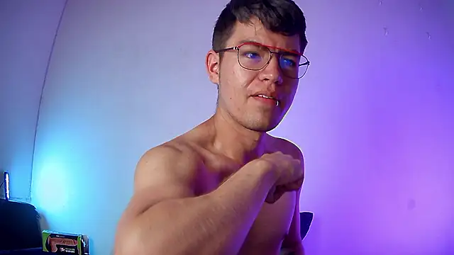 nicolatinboy online show from 02/22/26, 09:35