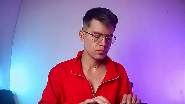 nicolatinboy online show from 03/01/26, 09:17