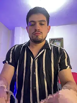 williamsmiiths16 online show from 02/13/26, 03:35