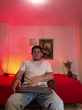 williamsmiiths16 online show from 04/07/26, 11:21