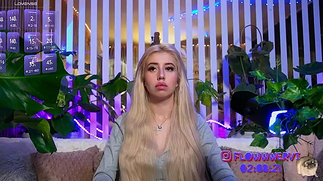 Snapshot of FlowweerGirl chatting on 02/16/26, 06:37 FlowweerGirl online show from 02/16/26, 06:37