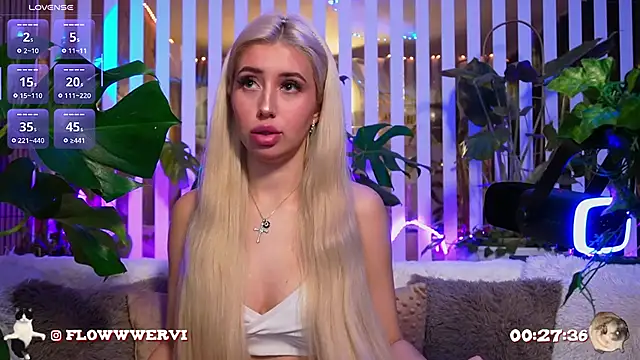 Snapshot of FlowweerGirl chatting on 02/22/26, 06:17 FlowweerGirl online show from 02/22/26, 06:17