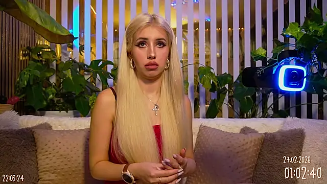 Snapshot of FlowweerGirl chatting on 02/27/26, 07:03 FlowweerGirl online show from 02/27/26, 07:03