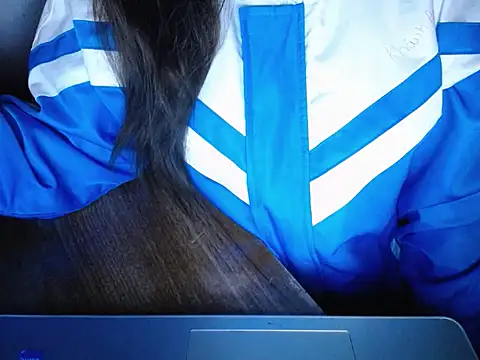 maian love online show from 12/15/25, 07:07