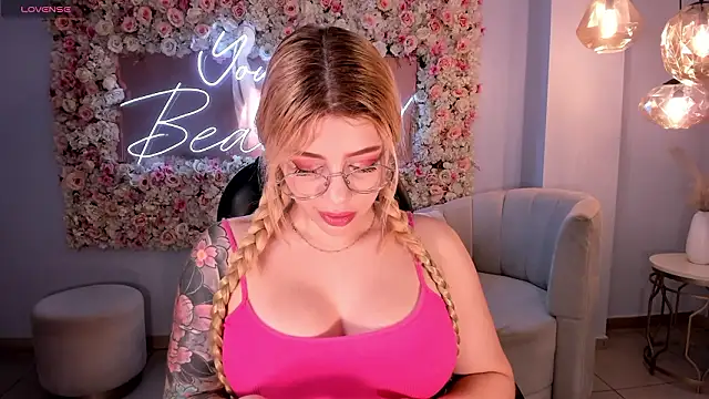 MadisonKane online show from 03/10/26, 11:26