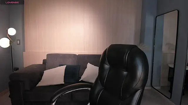 MadisonKane online show from 04/20/26, 11:13