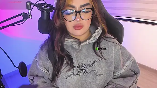 Snapshot of asheryn chatting on 02/18/26, 01:56 asheryn online show from 02/18/26, 01:56