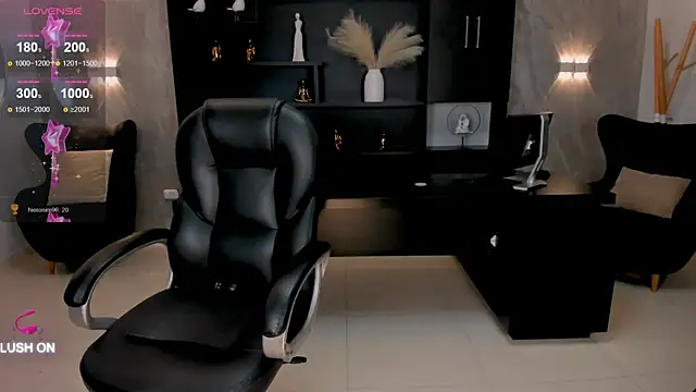 ChloeManson online show from 12/11/24, 11:54