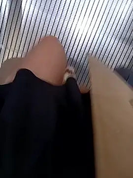 Baby-Linh online show from 12/19/25, 10:00