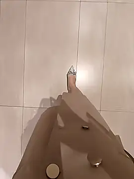 Baby-Linh online show from 03/11/26, 05:57