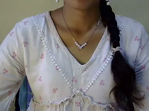 Snapshot of Shab_M chatting on 06/21/26, 06:38 Shab M online show from 06/21/26, 06:38