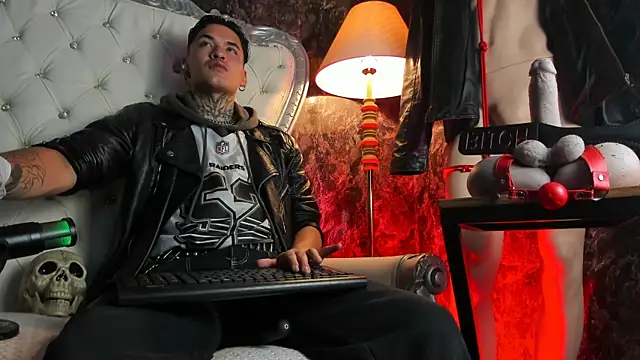 AlecBanne online show from 04/21/26, 02:51