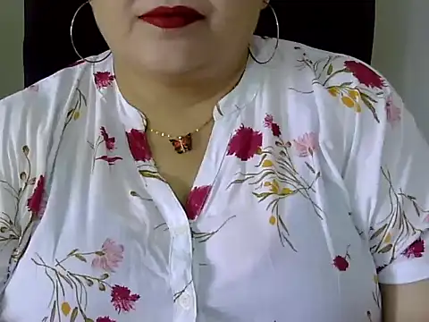 Soniya Sha online show from 04/01/26, 07:42