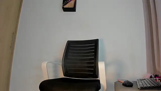 Nanny 11 online show from 04/06/26, 11:05