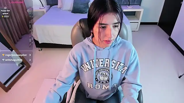 Celeste Rous   online show from 04/07/26, 12:27