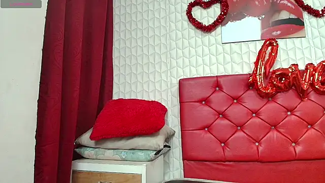 Elizabetth Roman online show from 04/08/26, 03:06