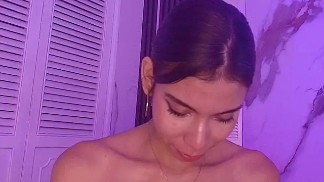 BellaHarpeer online show from 03/28/26, 07:41